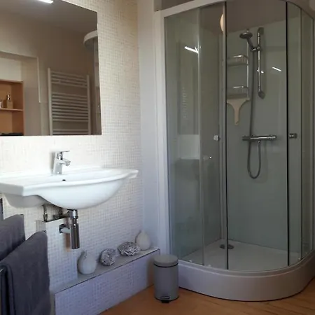 Des Perrieres 3* 第戎