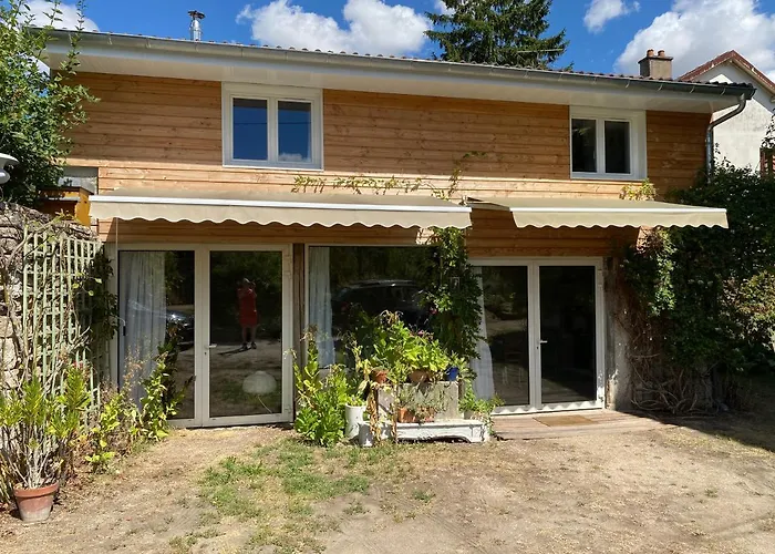 Guest house Des Perrieres 3*