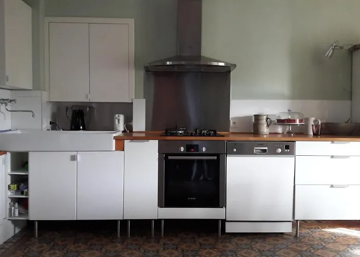 招待所 Des Perrieres 第戎